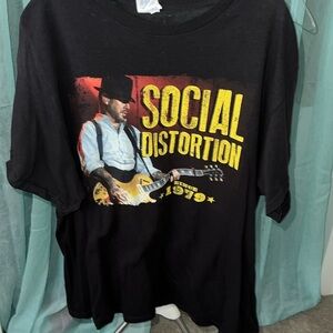 Social Distortion Shirt Like New